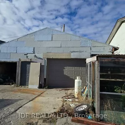 1*, Burtons, West Woodbridge, Vaughan