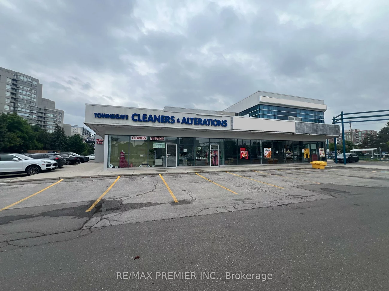 7077, Bathurst, Crestwood-Springfarm-Yorkhill, Vaughan