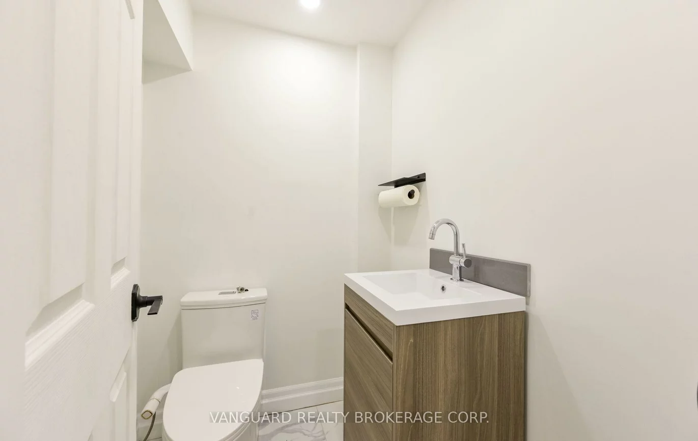 5732, Highway 7, West Woodbridge, Vaughan