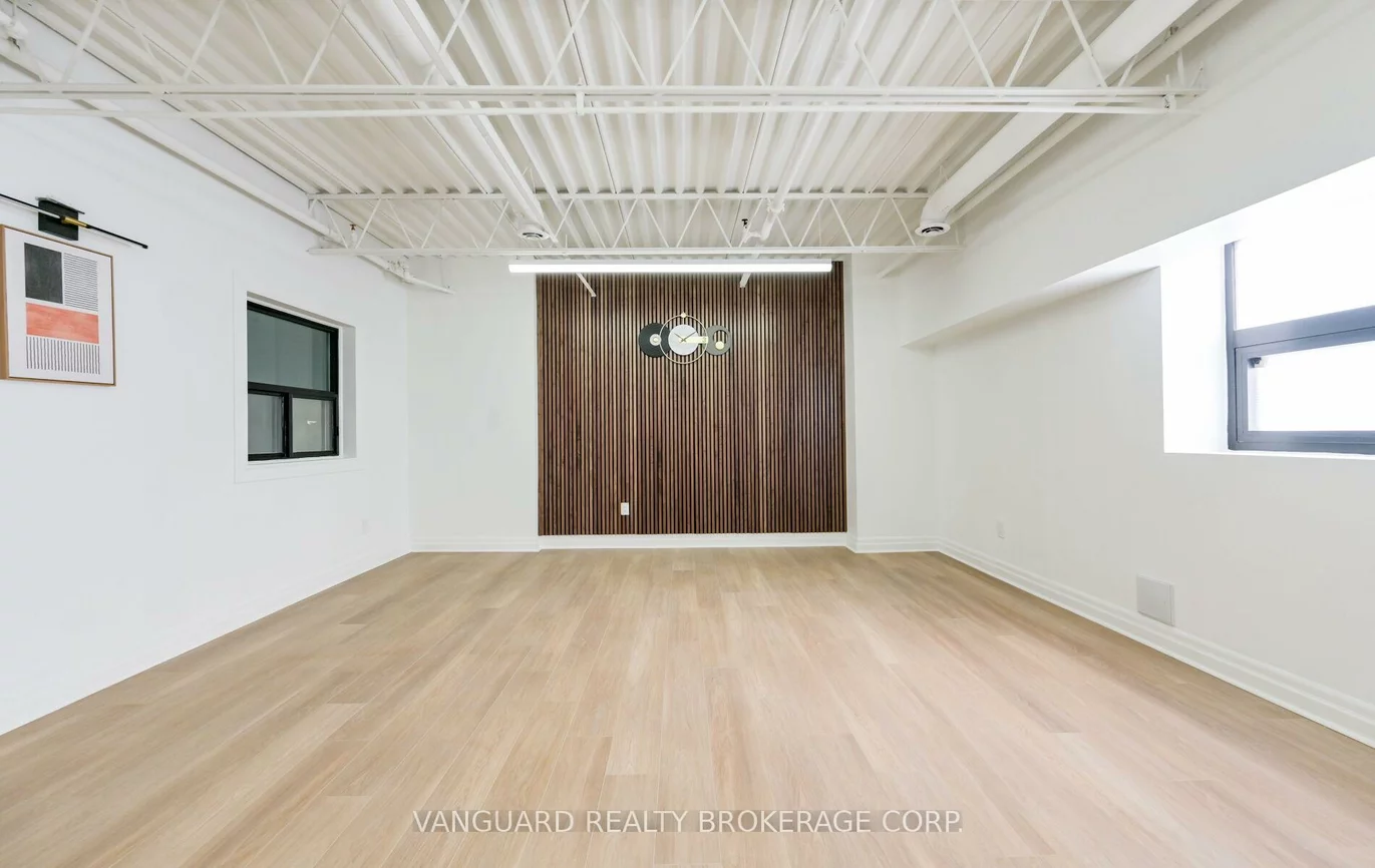 5732, Highway 7, West Woodbridge, Vaughan