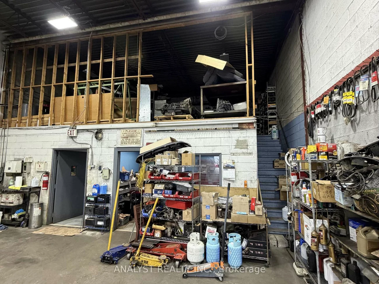 5732, Highway 7, West Woodbridge, Vaughan