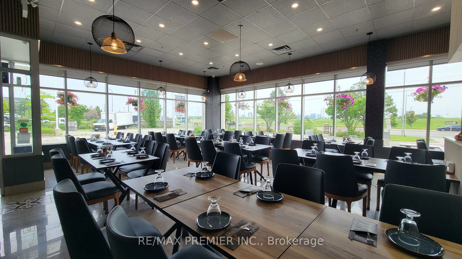 1200, Highway 7, Patterson, Vaughan
