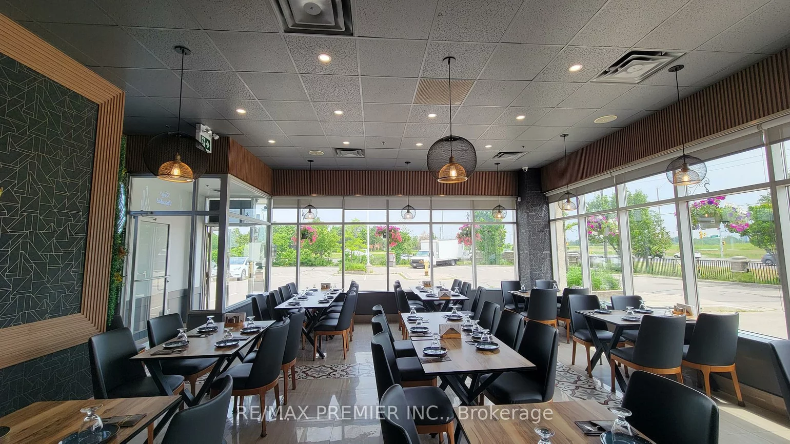 1200, Highway 7, Patterson, Vaughan