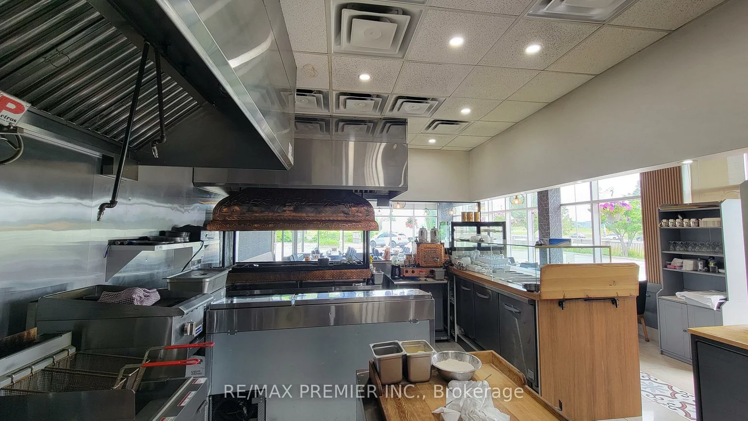 1200, Highway 7, Patterson, Vaughan