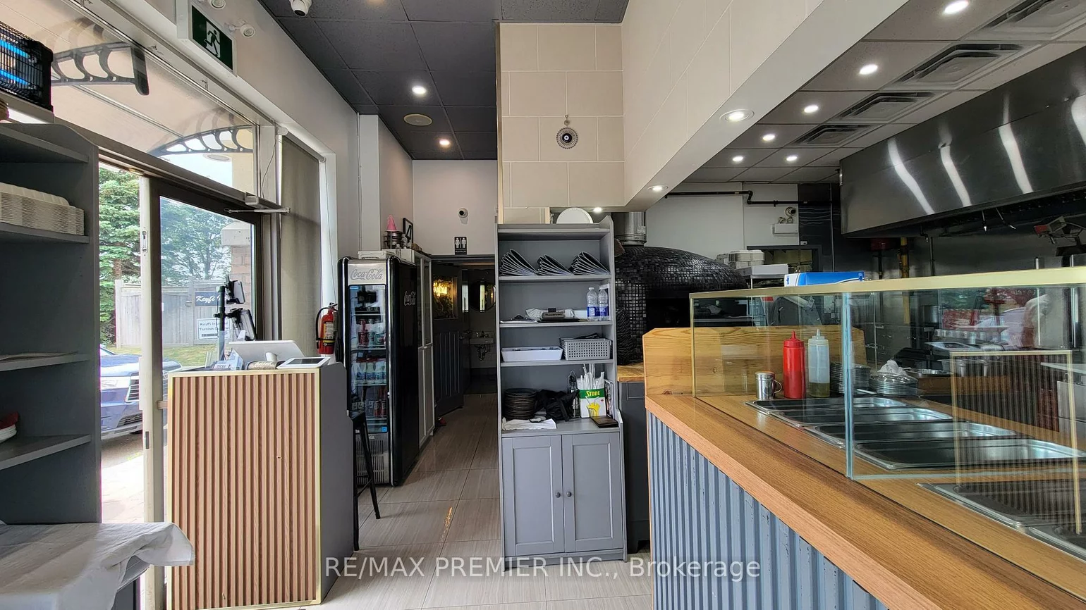 1200, Highway 7, Patterson, Vaughan