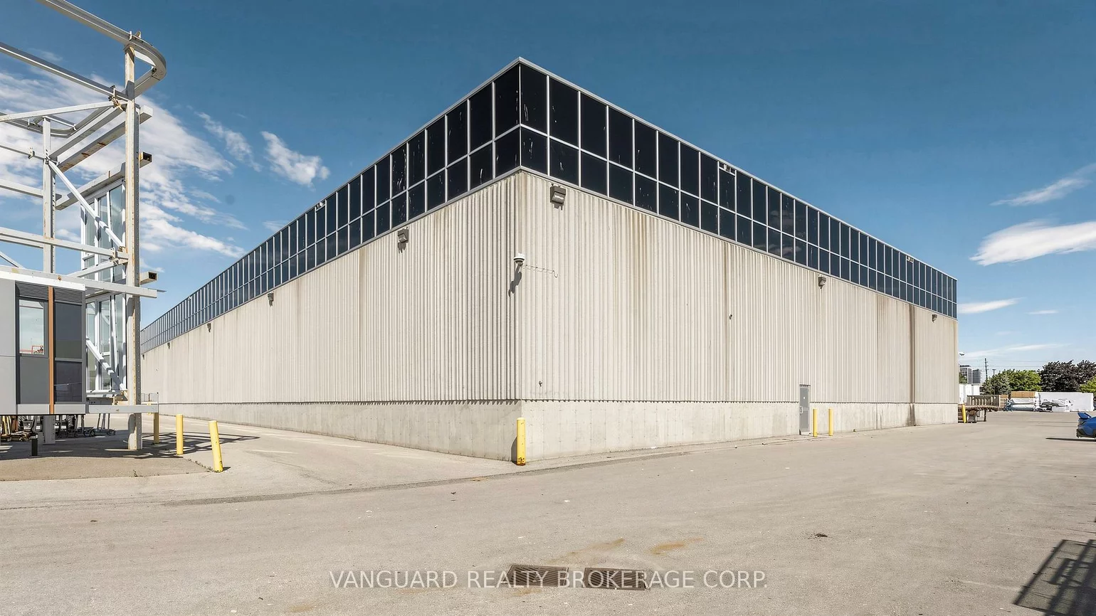 2891, Langstaff, Concord, Vaughan
