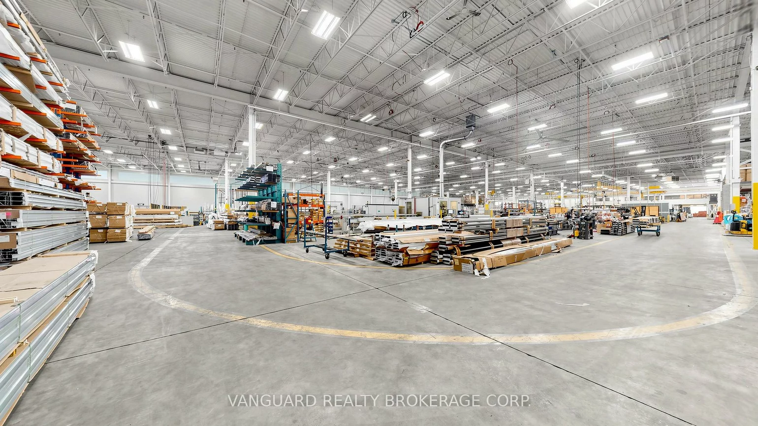 2891, Langstaff, Concord, Vaughan