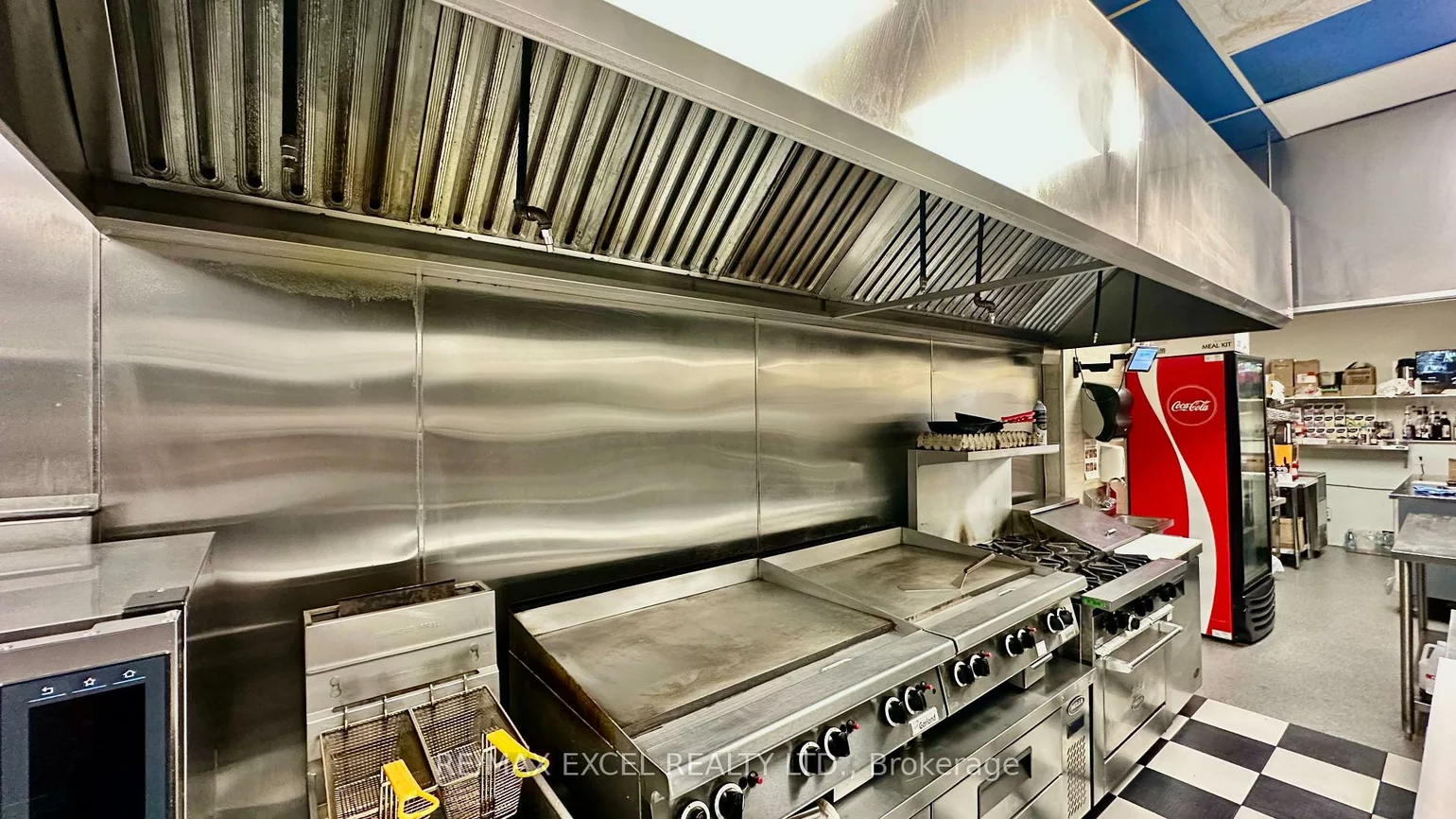 1520, Steeles, Concord, Vaughan