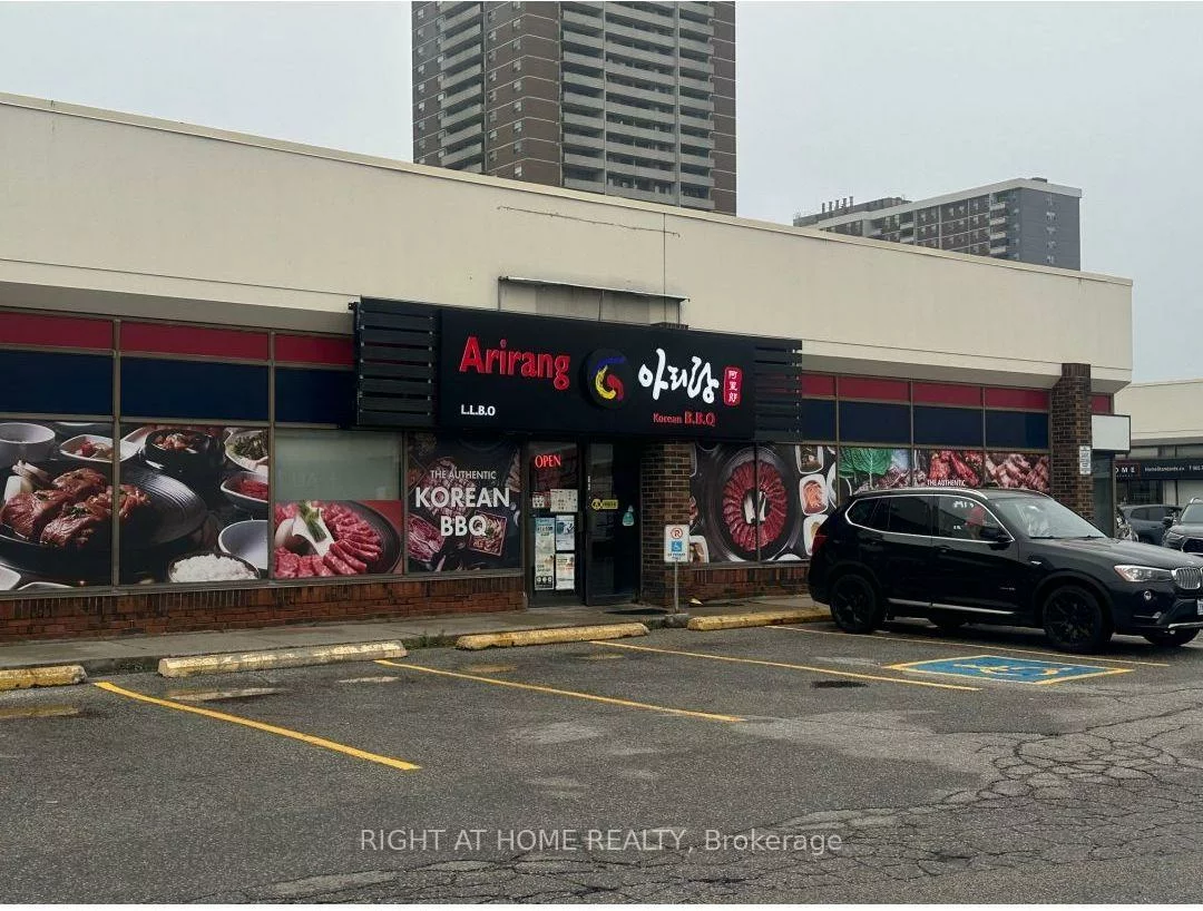 180, Steeles, Crestwood-Springfarm-Yorkhill, Vaughan