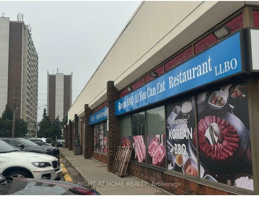 180, Steeles, Crestwood-Springfarm-Yorkhill, Vaughan