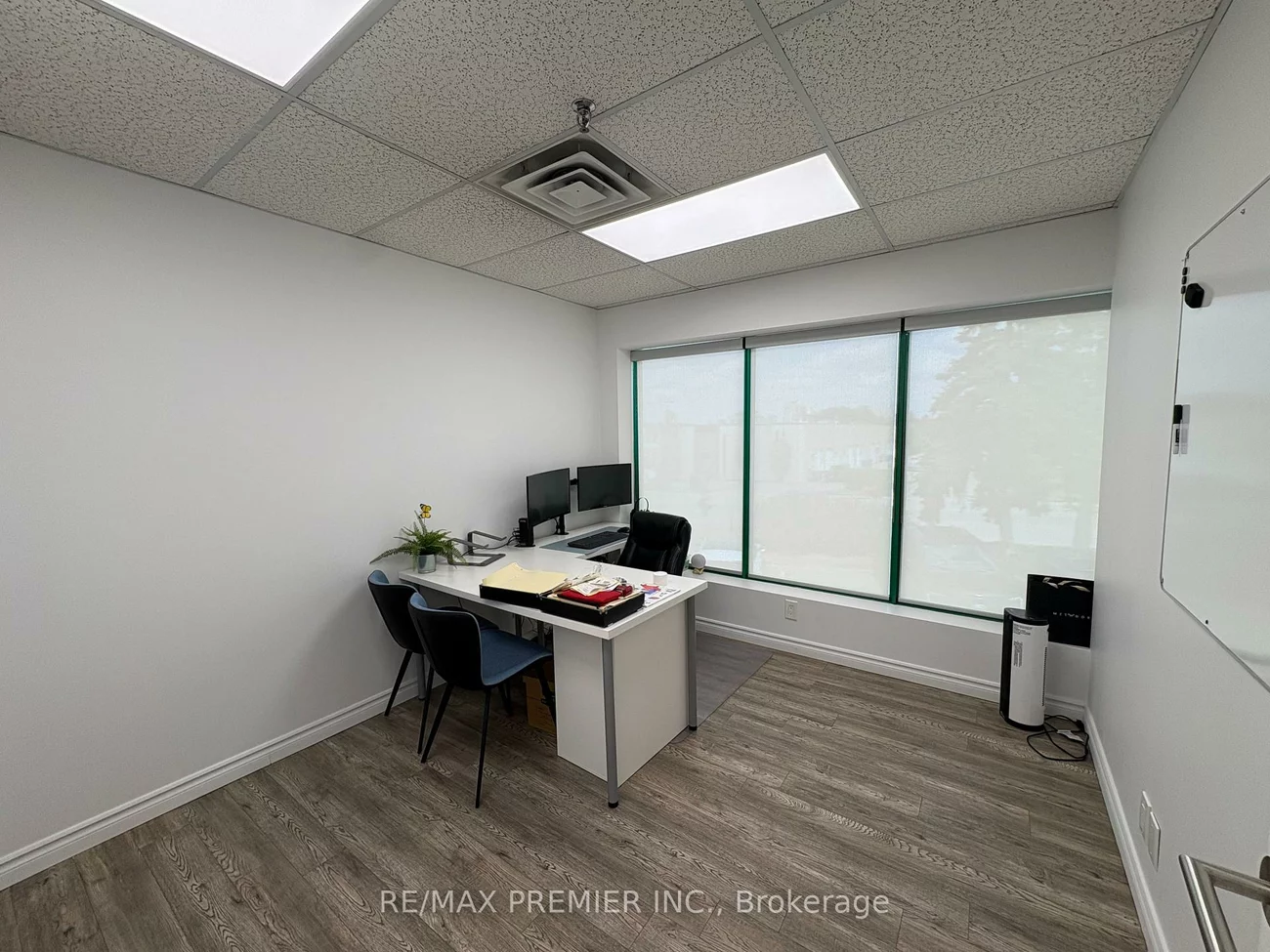 120, Woodstream, Vaughan Grove, Vaughan