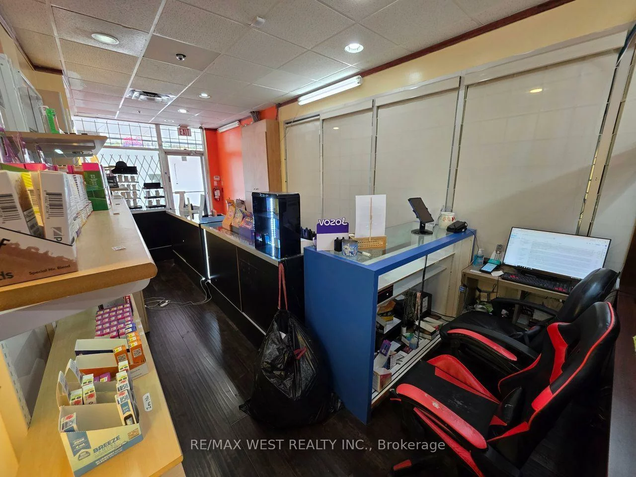 7398, Yonge, Crestwood-Springfarm-Yorkhill, Vaughan