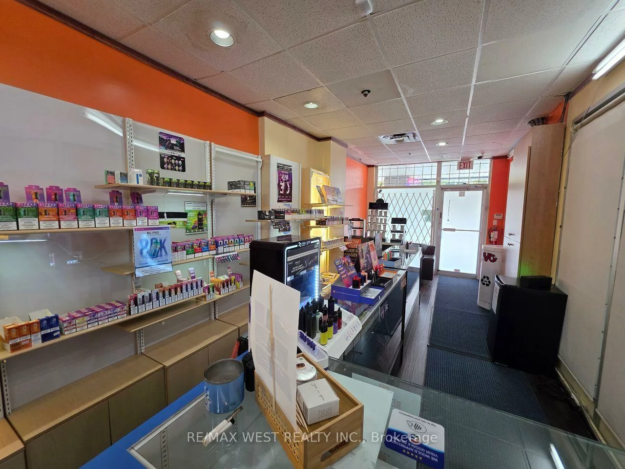 7398, Yonge, Crestwood-Springfarm-Yorkhill, Vaughan