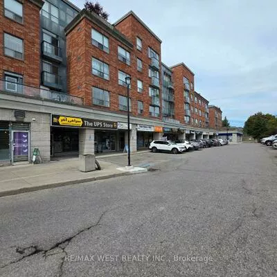 7398, Yonge, Crestwood-Springfarm-Yorkhill, Vaughan