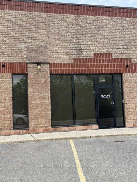 445, Edgeley, Concord, Vaughan