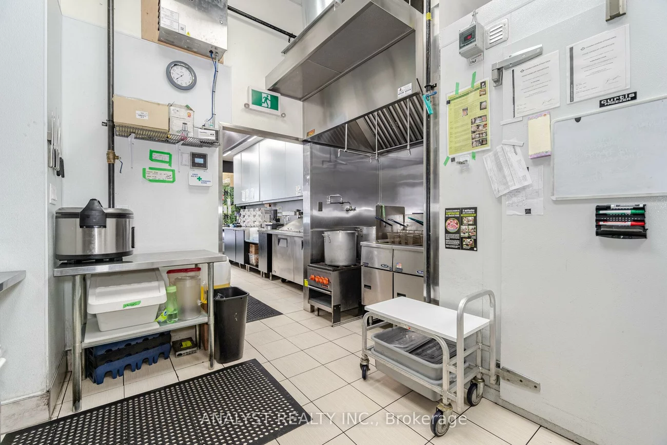 3621, Major Mackenzie, Vellore Village, Vaughan