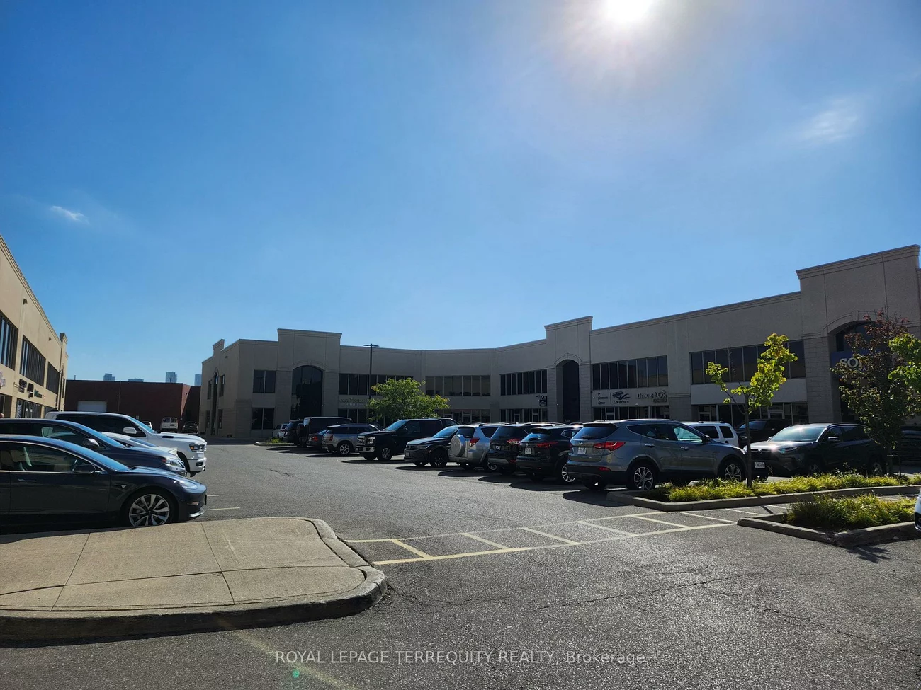 8760, Jane, Concord, Vaughan