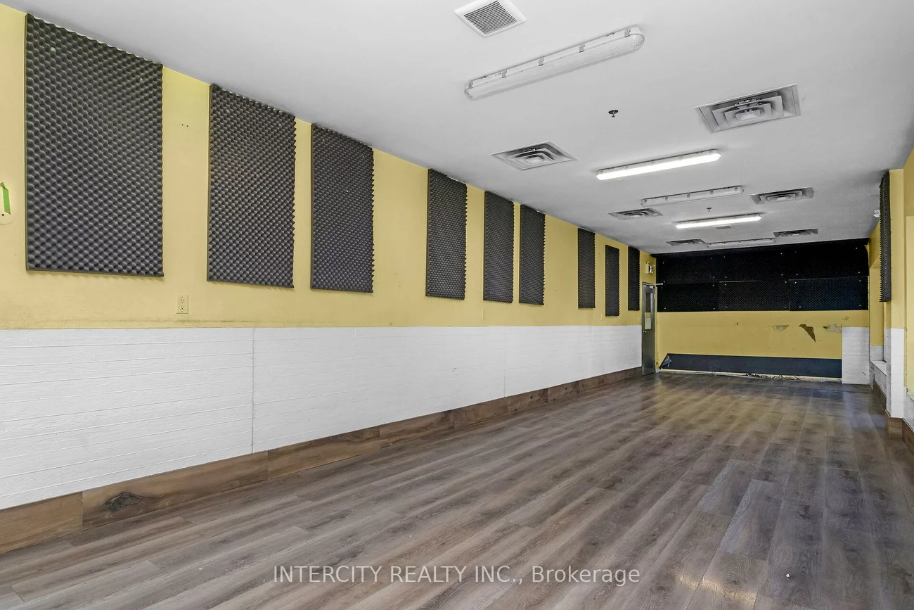 7611, Pine Valley, Pine Valley Business Park, Vaughan