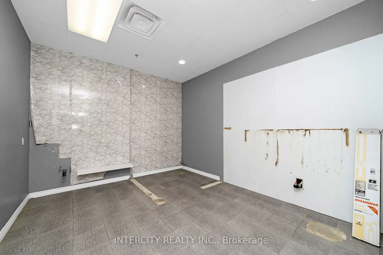 7611, Pine Valley, Pine Valley Business Park, Vaughan