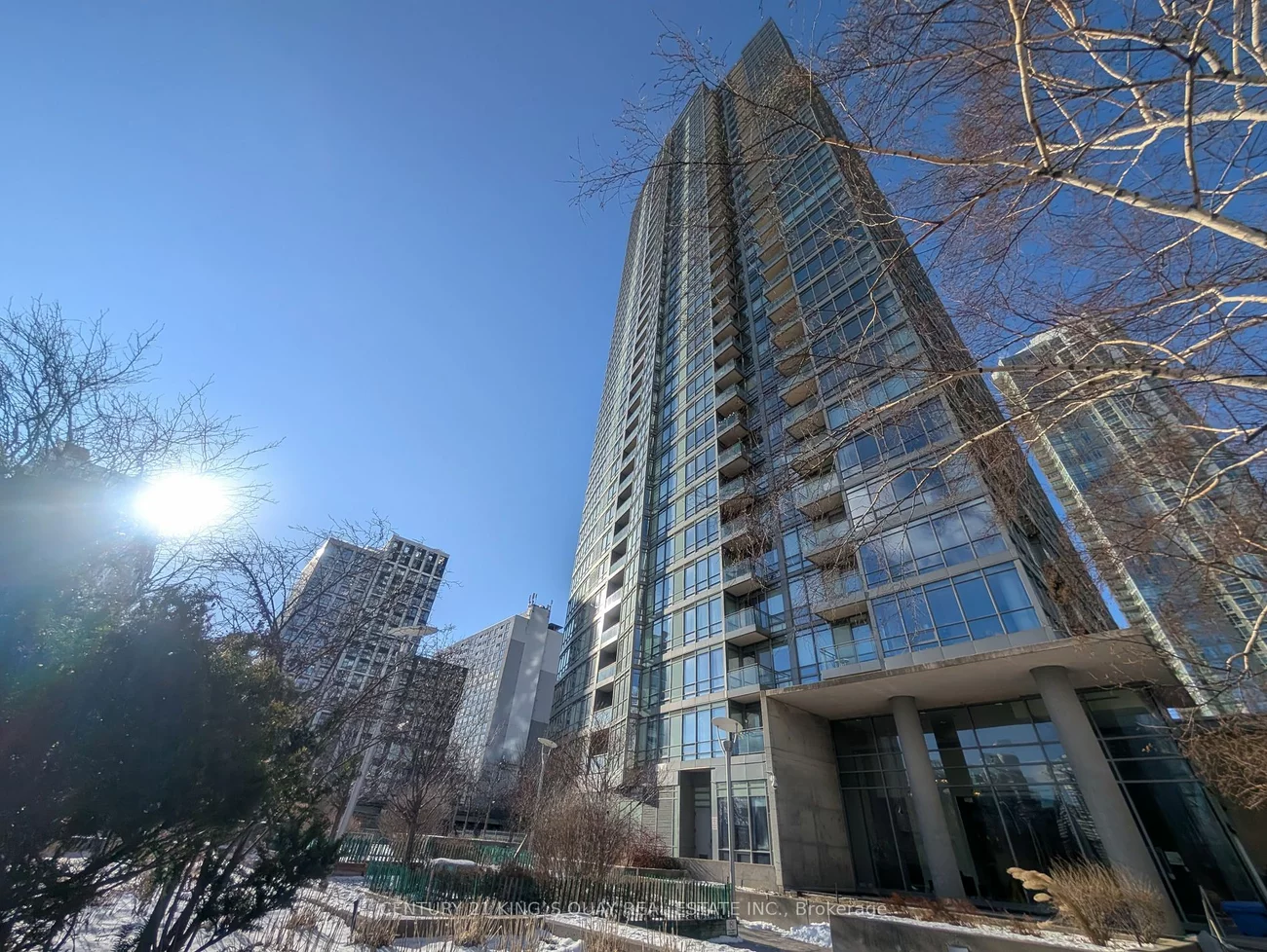 5 Mariner Terr, Toronto