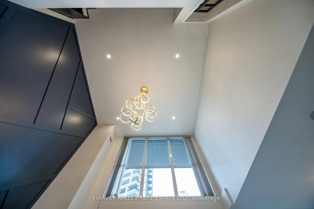 8 Telegram Mews, Toronto