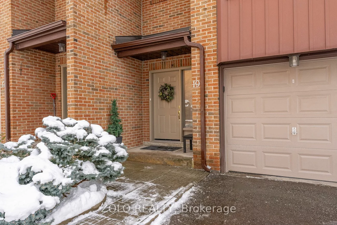 19 Wagon Trail Way, Toronto