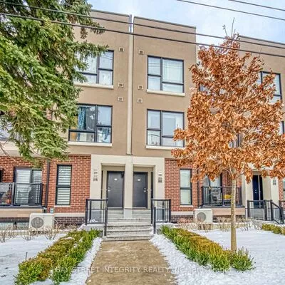 condos, sale, Condo Townhouse, 8835 Sheppard Ave E, Rouge E11, Toronto 
 8835 Sheppard Ave E, Rouge E11, Toronto