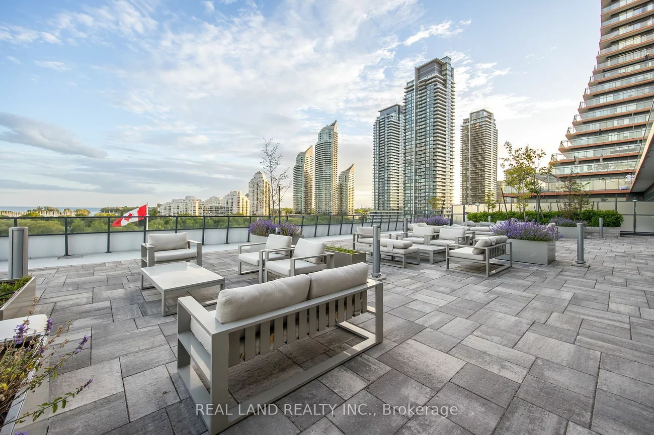 20 Shore Breeze Dr, Toronto