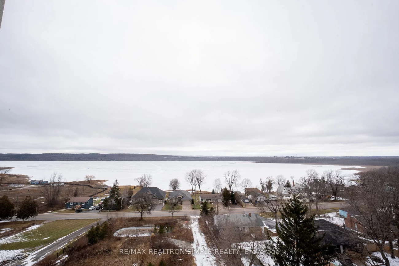 56 Lakeside Terrace, Barrie