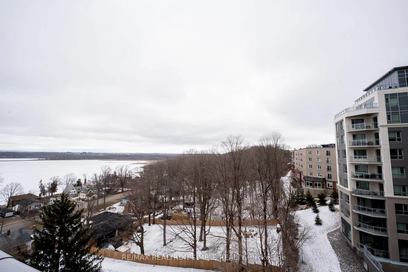 56 Lakeside Terrace, Barrie