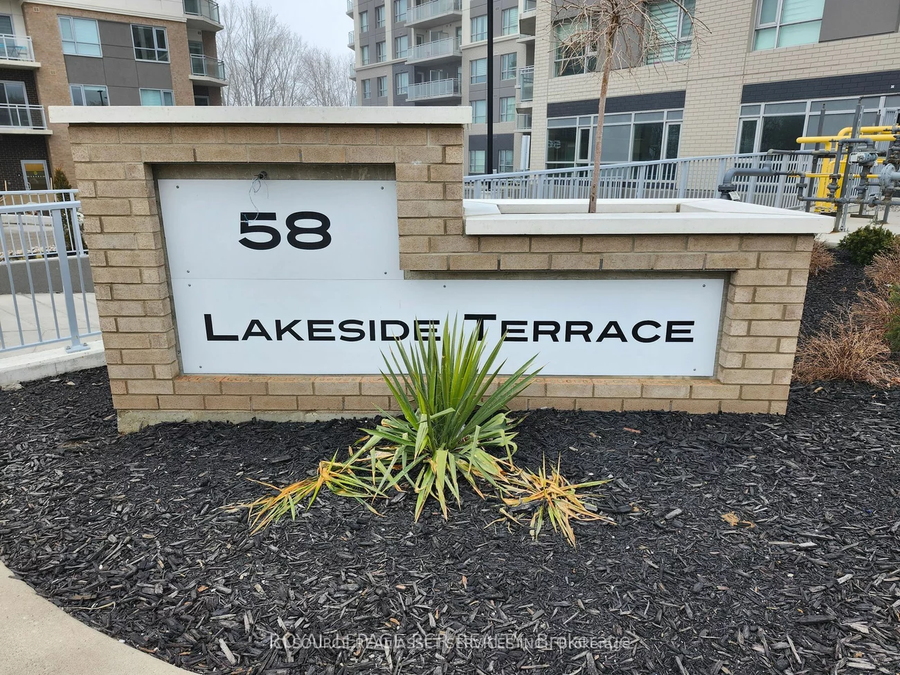 58 Lakeside Terr, Barrie