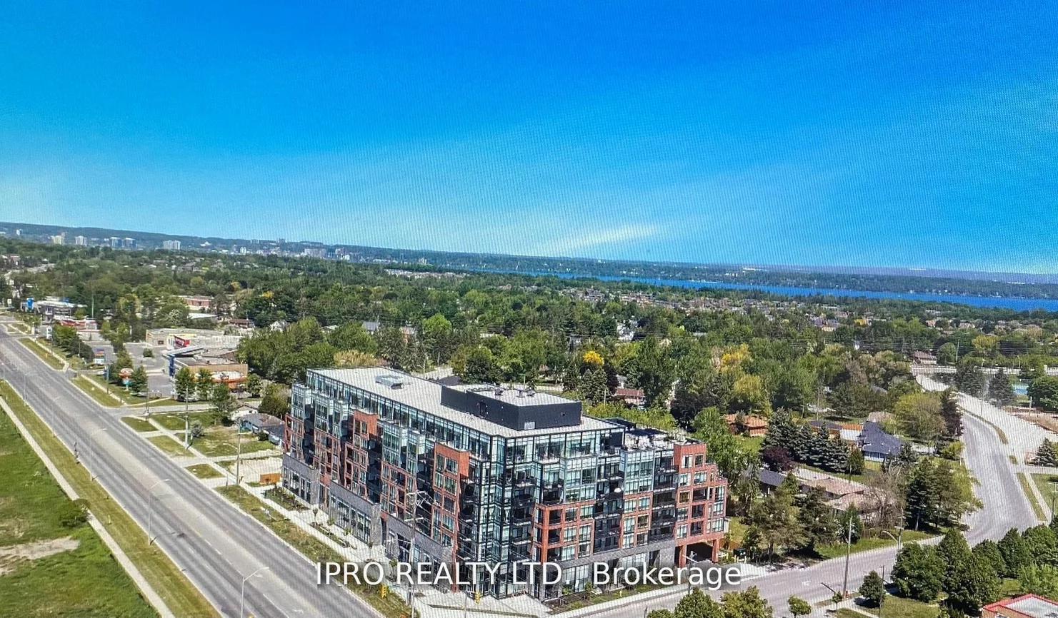 681 Yonge St, Barrie