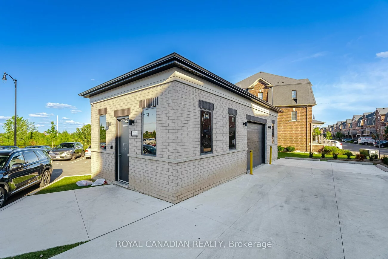 165 Veterans Dr, Brampton