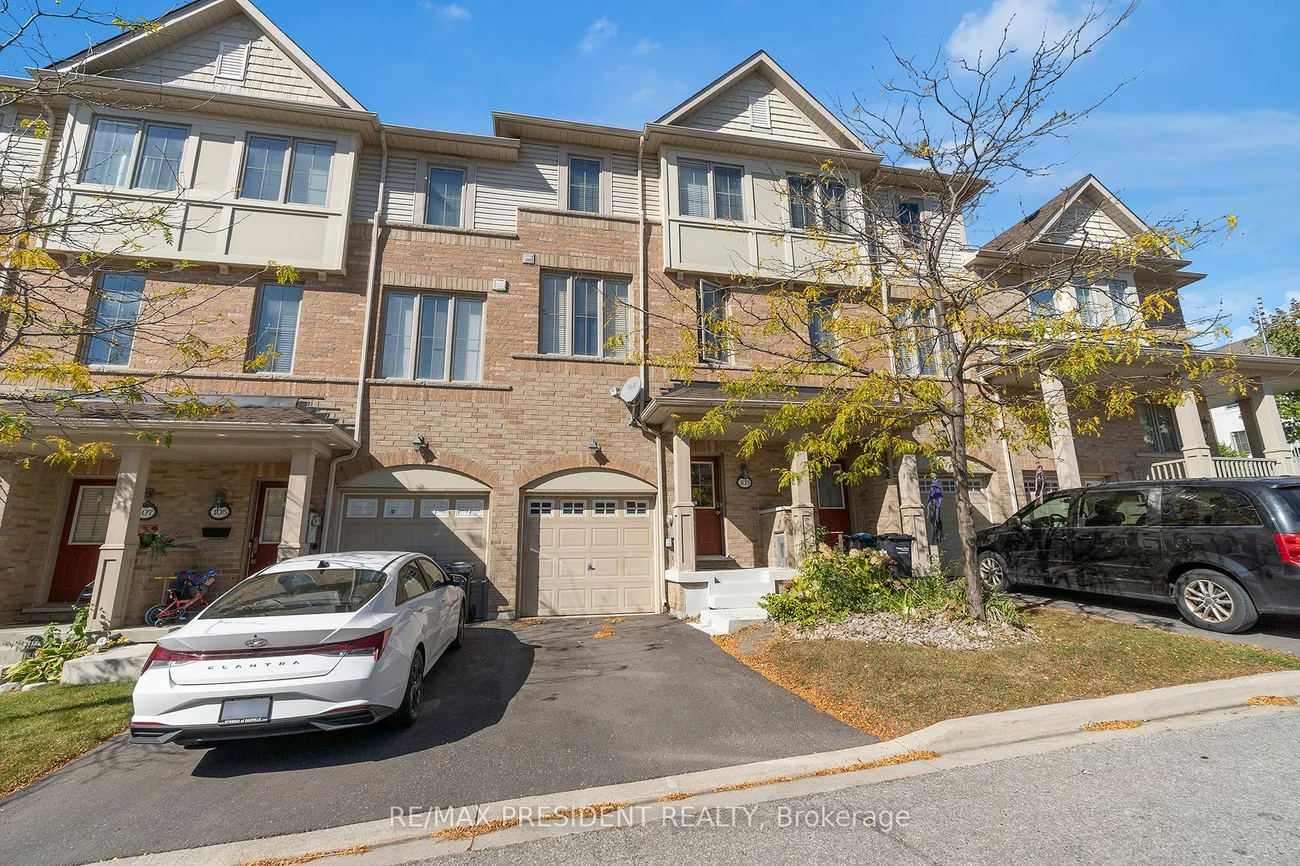 103 Cedar Lake Cres S, Brampton