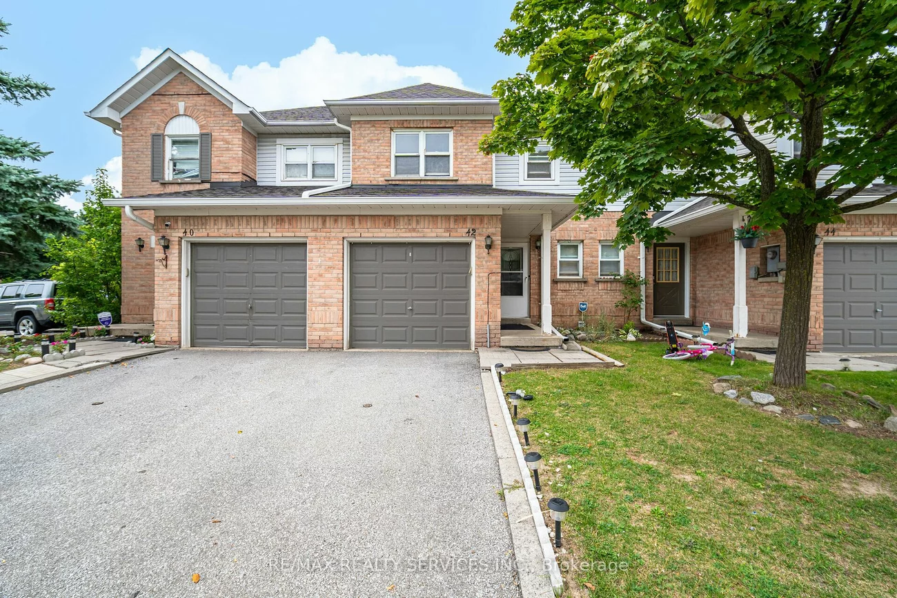 42 Brisbane Crt, Brampton