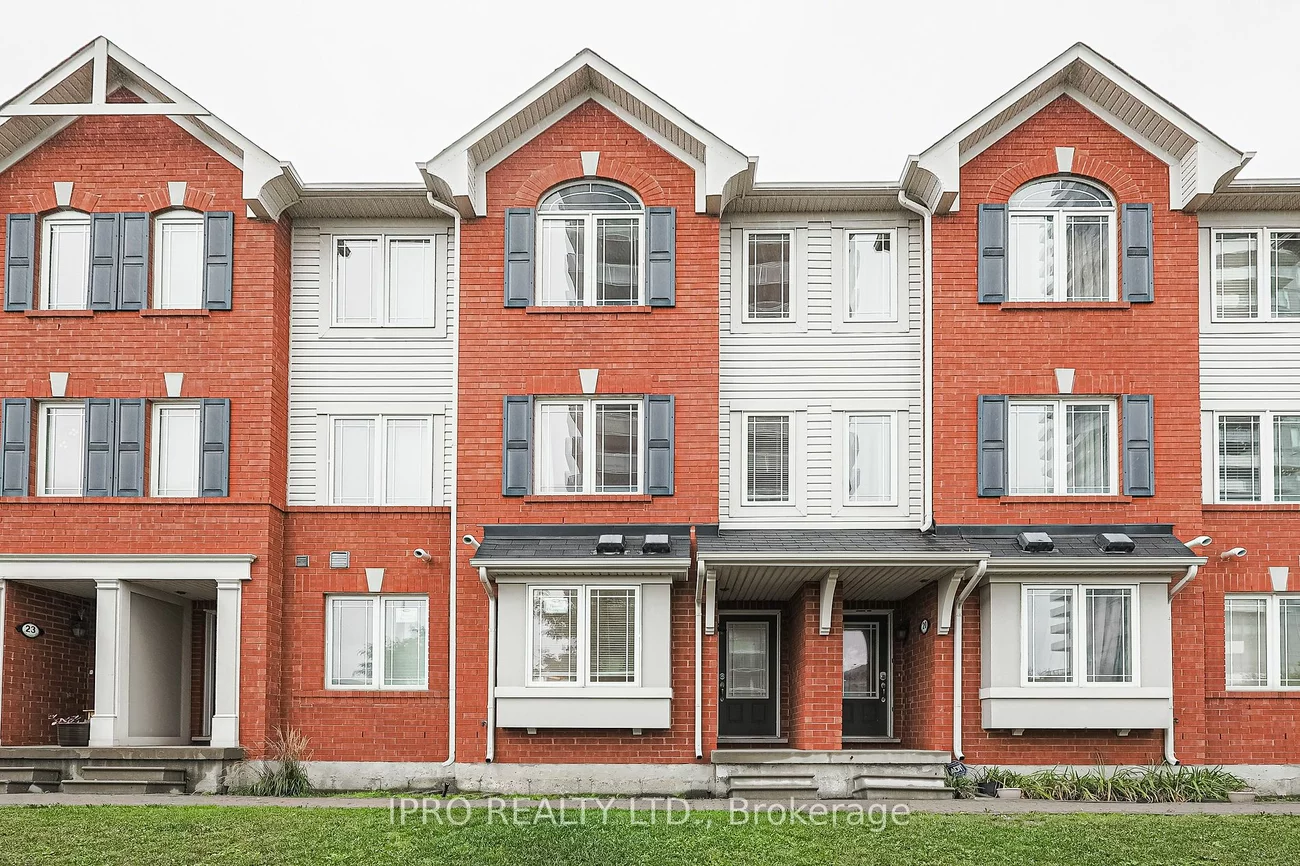 50 Hillcrest Ave, Brampton