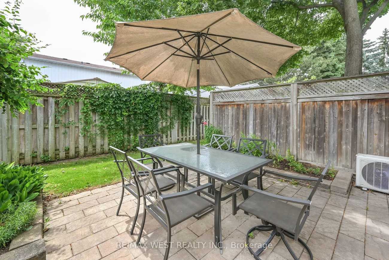 18 Hartnell Sq, Brampton