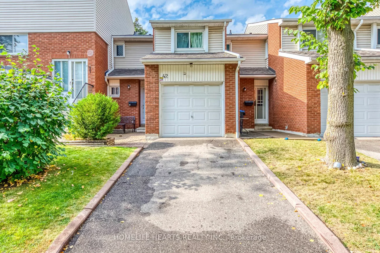 42 Sandringham Crt, Brampton