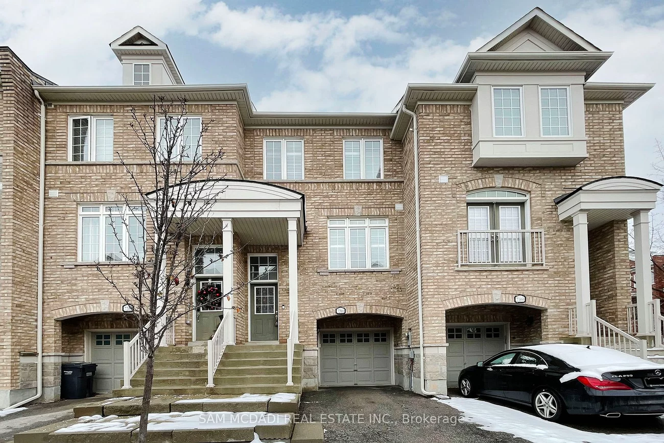 7201 Triumph Lane, Mississauga