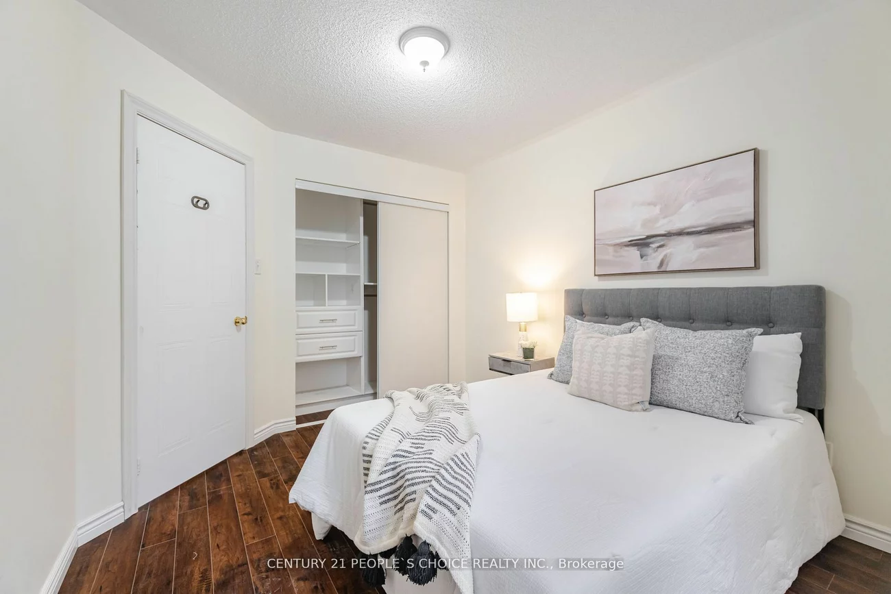 5950 Glen Erin Dr, Mississauga