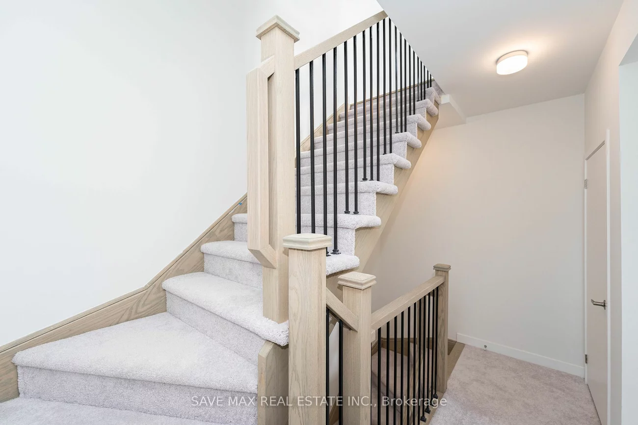3562 Colonial Dr, Mississauga