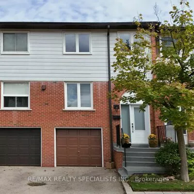 condos, sale, Condo Townhouse, 2445 Homelands Dr, Sheridan, Mississauga 
 2445 Homelands Dr, Sheridan, Mississauga