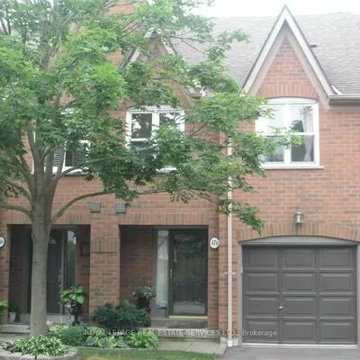 condos, sale, Condo Townhouse, 1084 Queen St W, Lorne Park, Mississauga 
 1084 Queen St W, Lorne Park, Mississauga