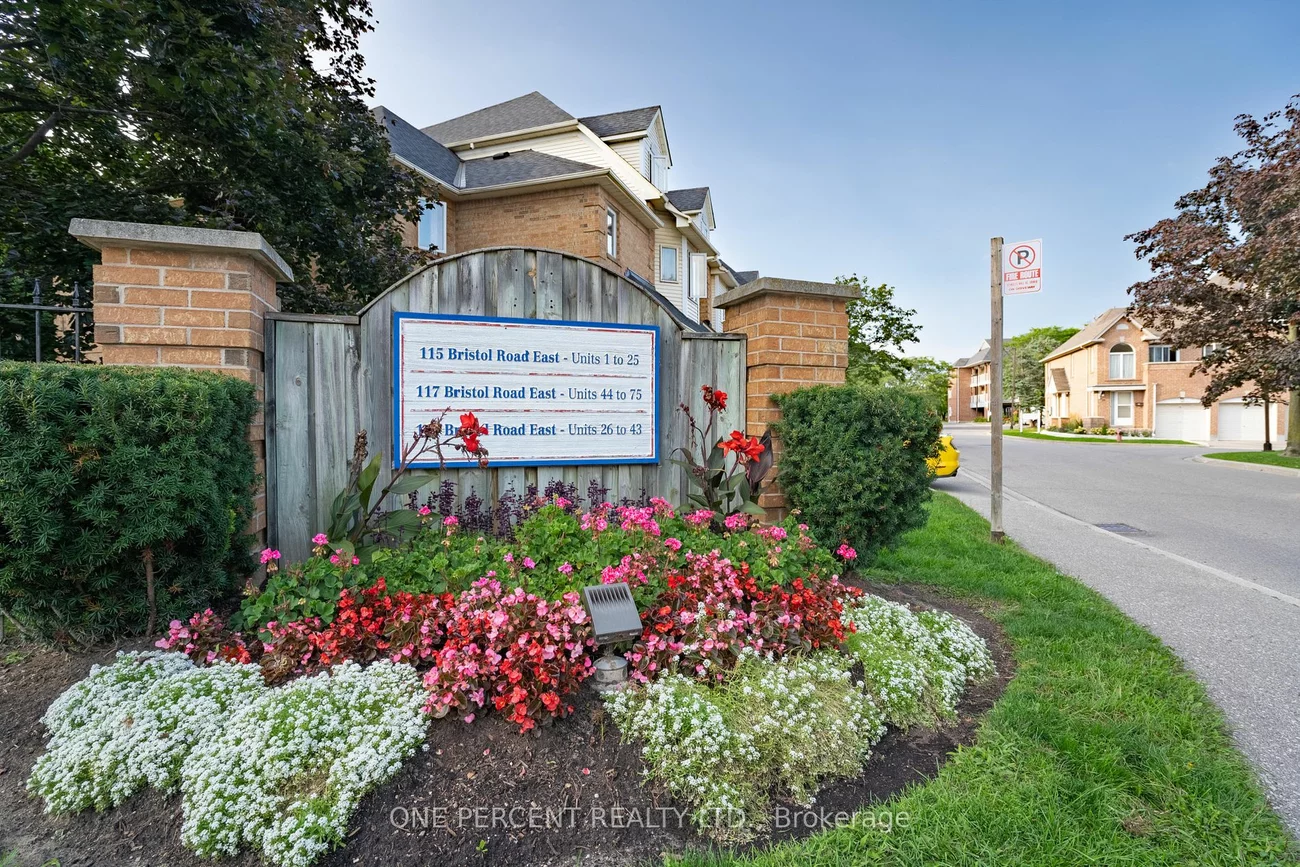 117 Bristol Rd E, Mississauga