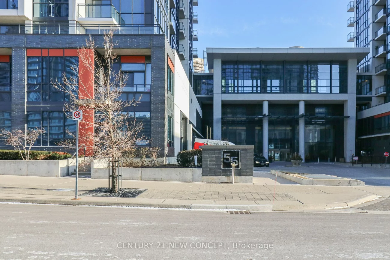 55 Eglinton Ave W, Mississauga