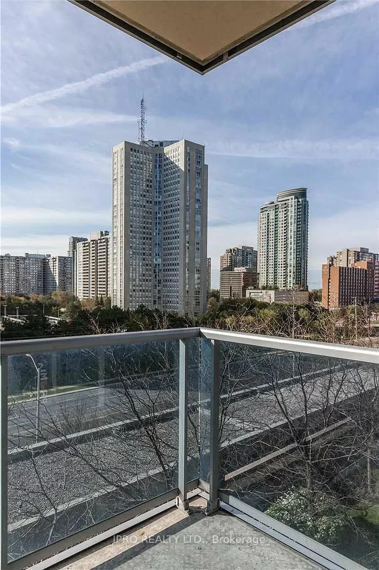 90 ABSOLUTE Ave, Mississauga