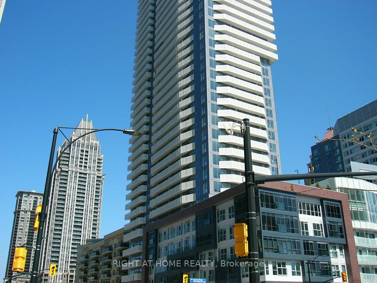 4065 Confederation Pkwy, Mississauga