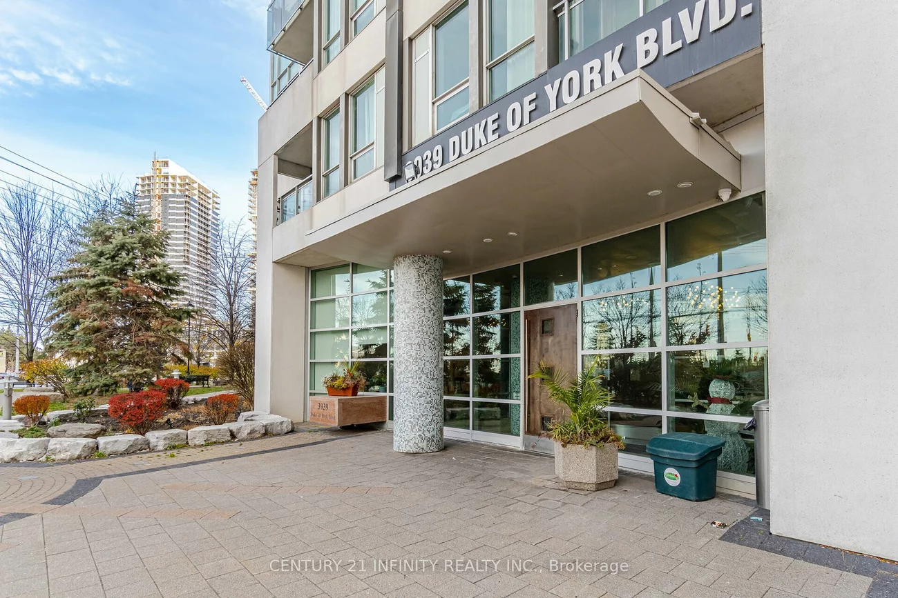 3939 Duke Of York Blvd, Mississauga