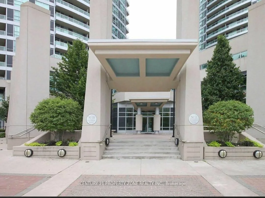 33 Elm Dr, Mississauga