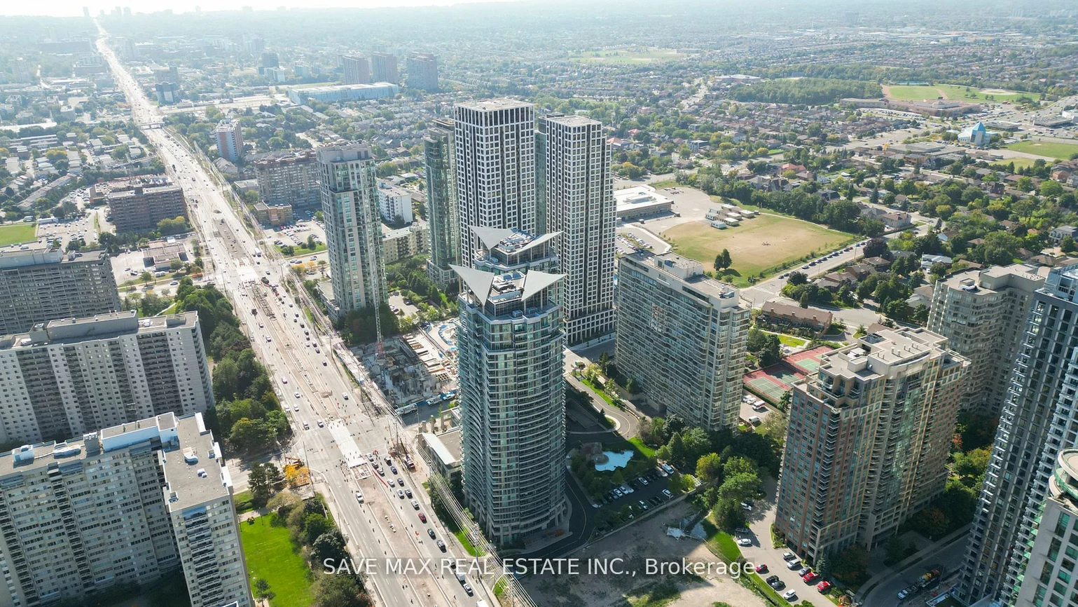 1 Elm Dr, Mississauga